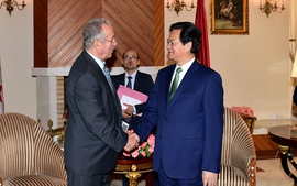 Thủ tướng Nguyễn Tấn Dũng tiếp Chủ tịch Hội hữu nghị Algeria-Việt Nam